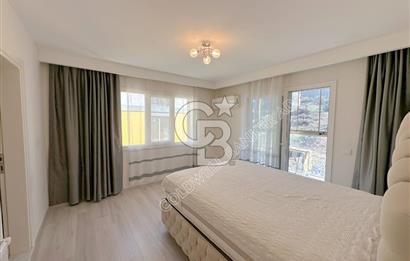 Kuşadasında Hem Yatırım Hem Oturum İçin İdeal Satılık 3+1 Daire