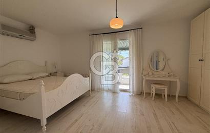 DENİZE 100 M ÇEŞME ILICA KÖŞE VİLLA/MÜSTAKİL HAVUZ & SİTE İÇİ