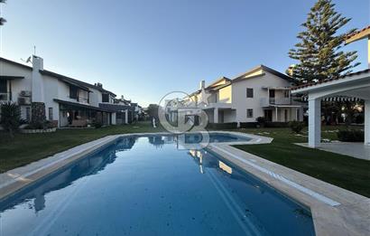 DENİZE 100 M ÇEŞME ILICA KÖŞE VİLLA/MÜSTAKİL HAVUZ & SİTE İÇİ