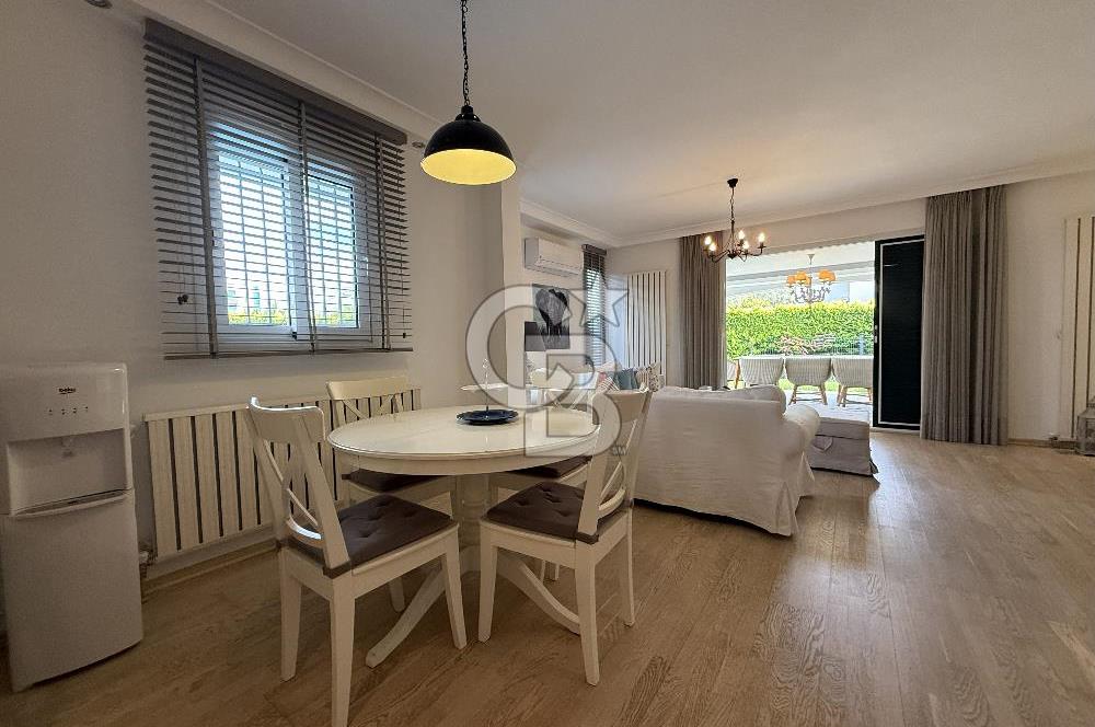 DENİZE 100 M ÇEŞME ILICA KÖŞE VİLLA/MÜSTAKİL HAVUZ & SİTE İÇİ