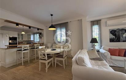 DENİZE 100 M ÇEŞME ILICA KÖŞE VİLLA/MÜSTAKİL HAVUZ & SİTE İÇİ