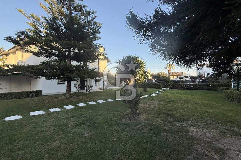 DENİZE 100 M ÇEŞME ILICA KÖŞE VİLLA/MÜSTAKİL HAVUZ & SİTE İÇİ