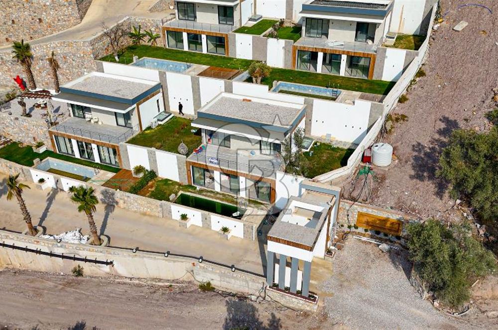 CB MARİNA'DAN FREE SEA DÖRTTEPE'DE SATILIK 4+1 LÜX VİLLA