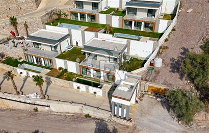 CB MARİNA'DAN FREE SEA DÖRTTEPE'DE SATILIK 4+1 LÜX VİLLA