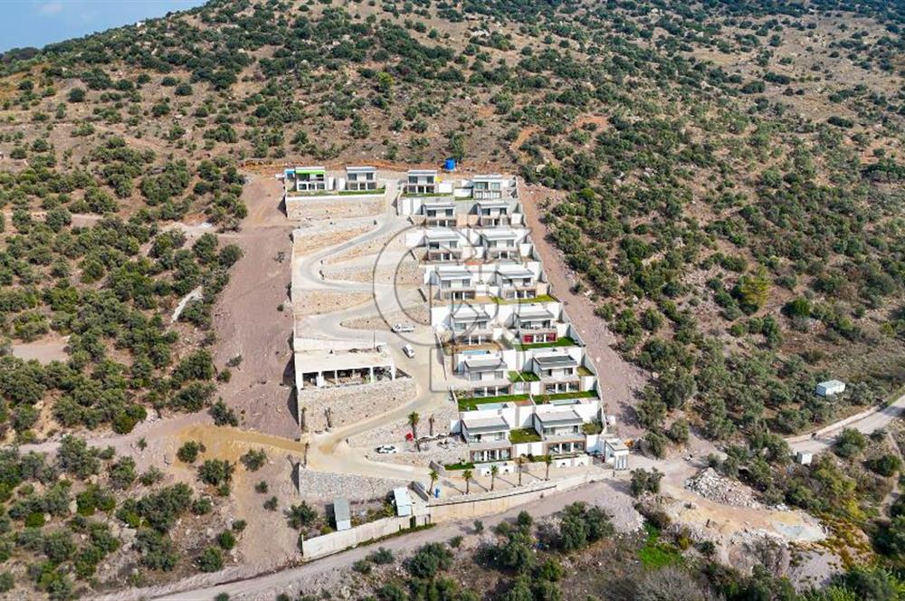 CB MARİNA'DAN FREE SEA DÖRTTEPE'DE SATILIK 4+1 LÜX VİLLA