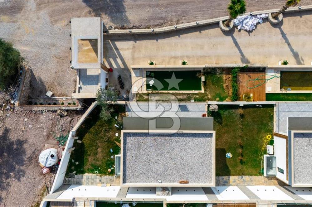 CB MARİNA'DAN FREE SEA DÖRTTEPE'DE SATILIK 4+1 LÜX VİLLA