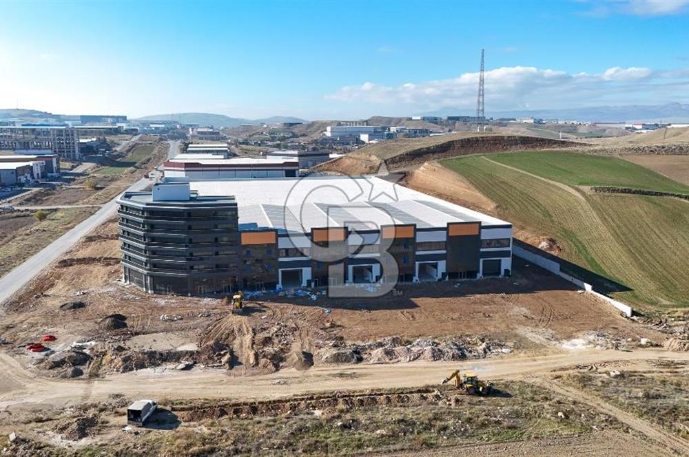 CB PREMIUM'DAN SANAYİ ÜSSÜ KAZAN'DA 2700M2 KÖŞE BAŞI FABRİKA