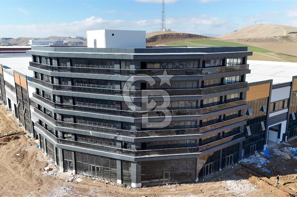 CB PREMIUM'DAN SANAYİ ÜSSÜ KAZAN'DA 2700M2 KÖŞE BAŞI FABRİKA