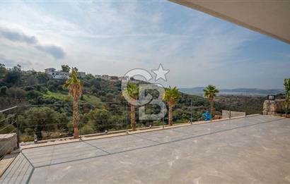 CB MARİNA'DAN FREE SEA DÖRTTEPE'DE SATILIK 4+1 LÜX VİLLA