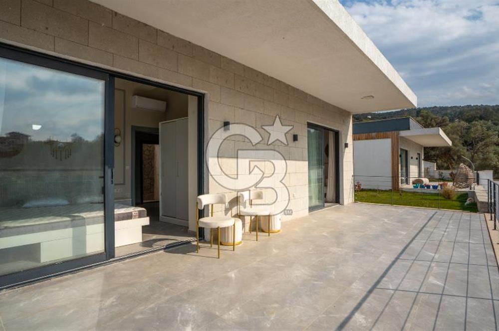 CB MARİNA'DAN FREE SEA DÖRTTEPE'DE SATILIK 4+1 LÜX VİLLA