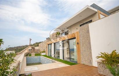 CB MARİNA'DAN FREE SEA DÖRTTEPE'DE SATILIK 4+1 LÜX VİLLA