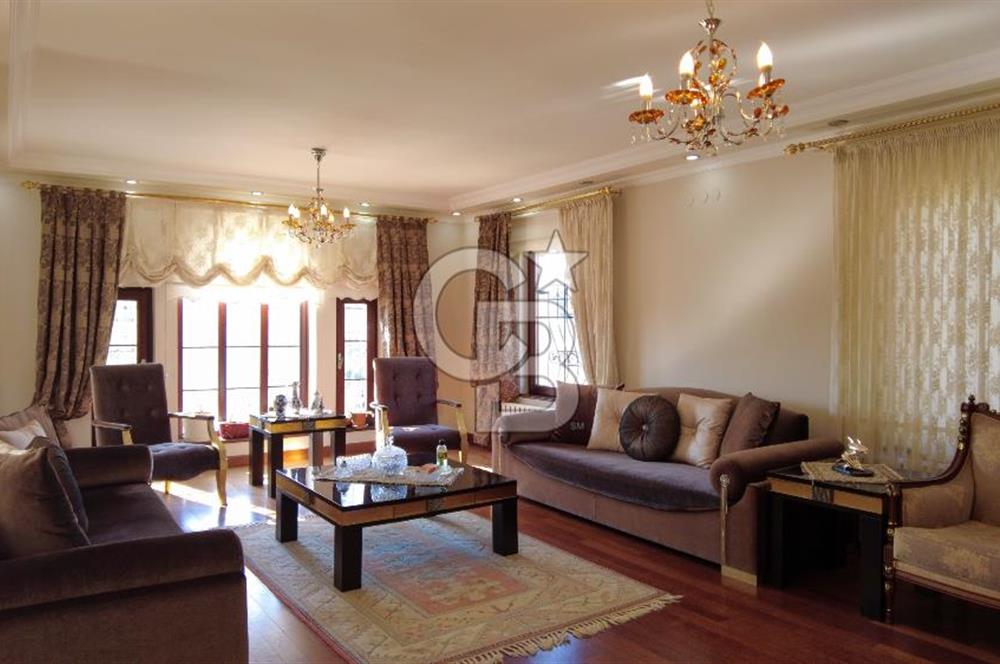 GÖLBAŞI KARŞIYAKA TAM MÜSTAKİL SATILIK 6+2 VİLLA