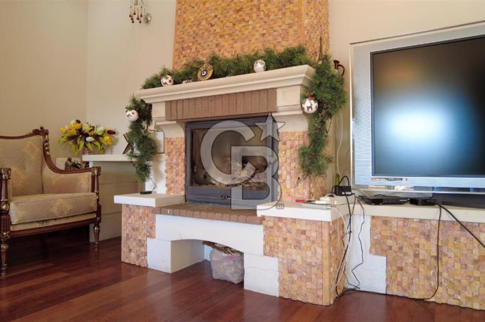 GÖLBAŞI KARŞIYAKA TAM MÜSTAKİL SATILIK 6+2 VİLLA