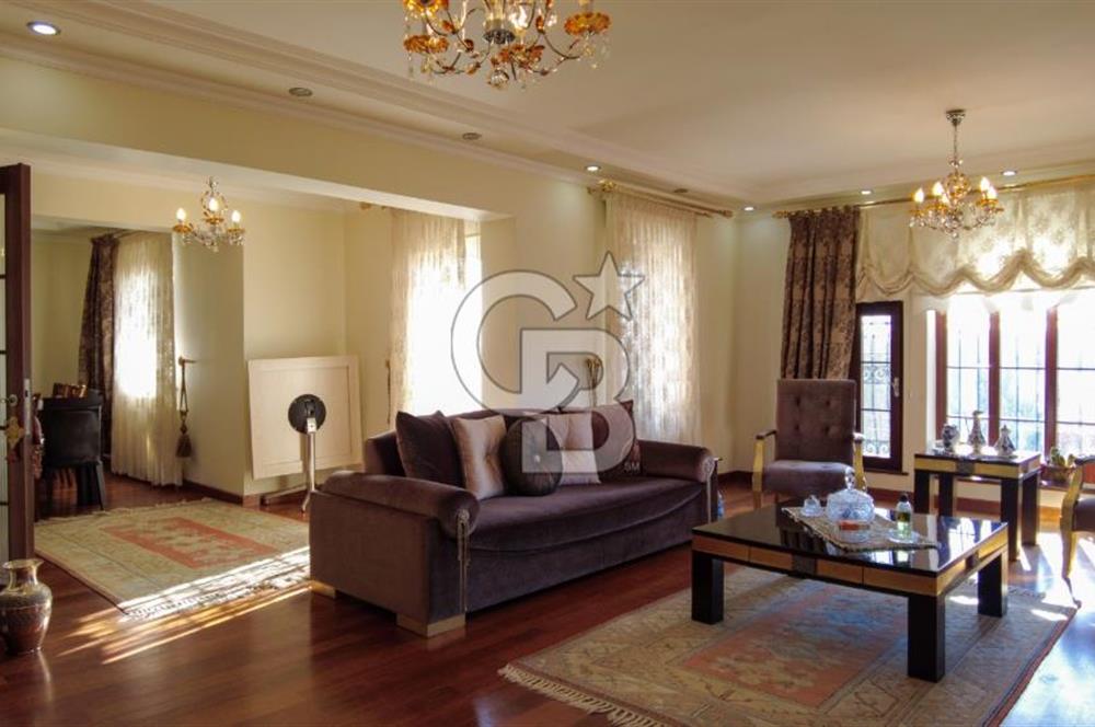 GÖLBAŞI KARŞIYAKA TAM MÜSTAKİL SATILIK 6+2 VİLLA