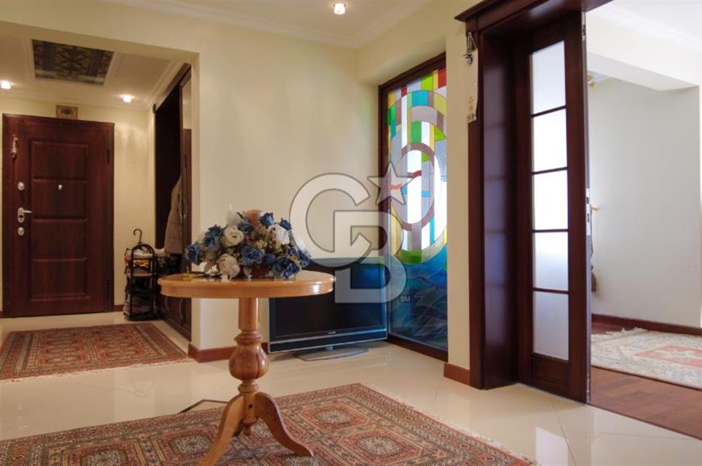 GÖLBAŞI KARŞIYAKA TAM MÜSTAKİL SATILIK 6+2 VİLLA