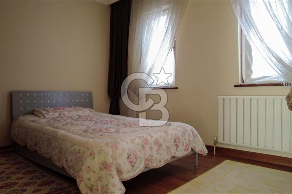 GÖLBAŞI KARŞIYAKA TAM MÜSTAKİL SATILIK 6+2 VİLLA