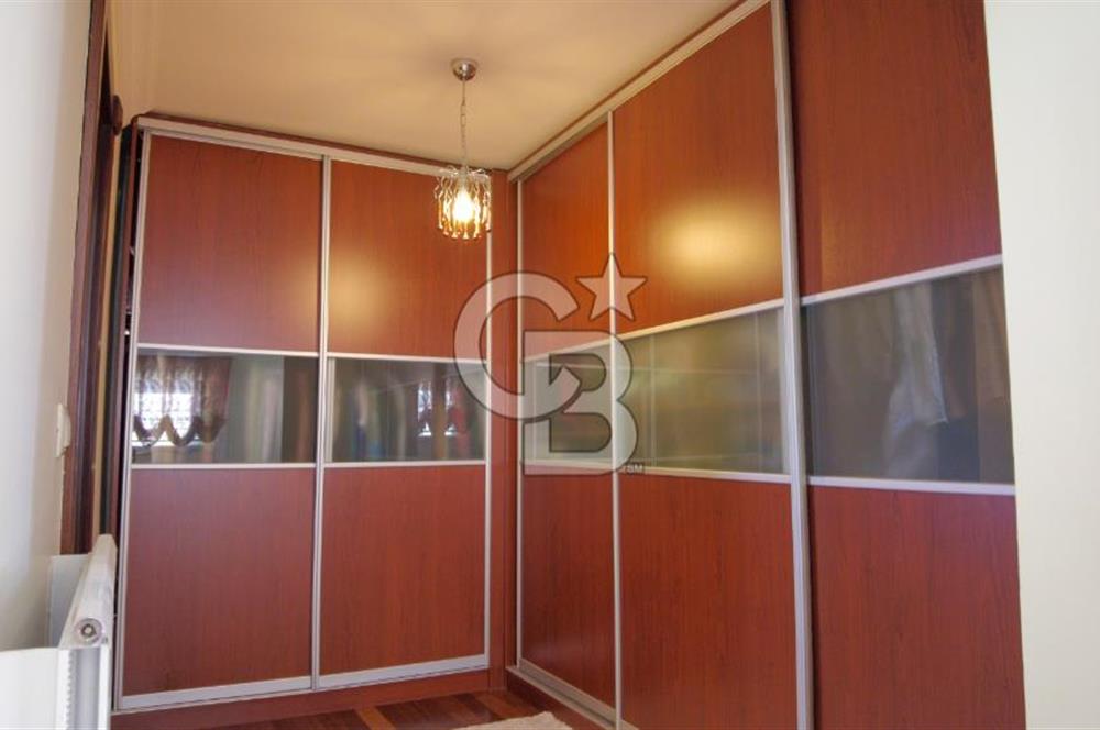 GÖLBAŞI KARŞIYAKA TAM MÜSTAKİL SATILIK 6+2 VİLLA