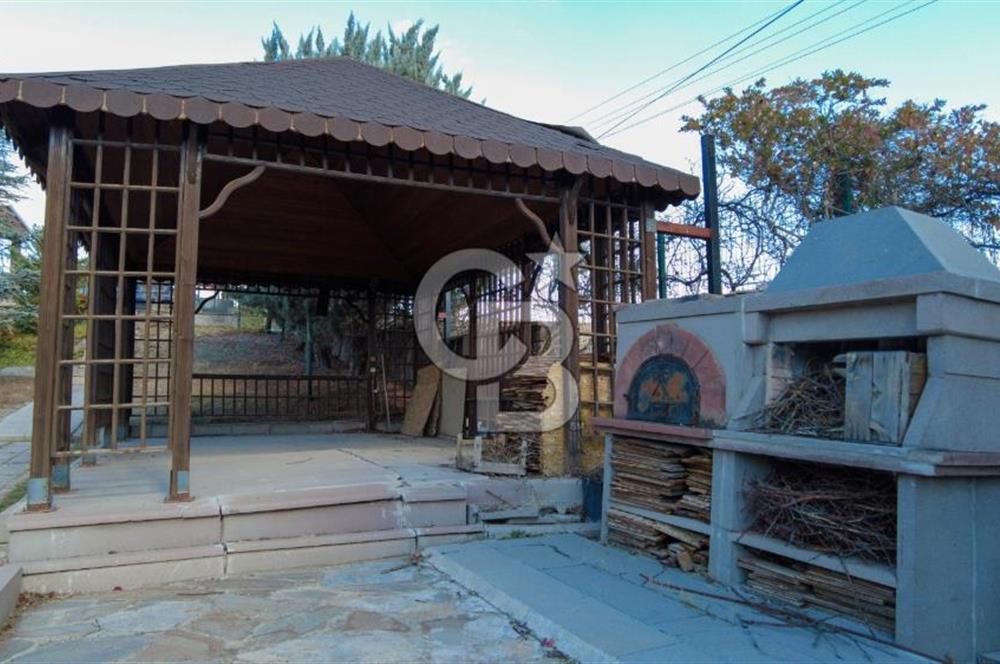 GÖLBAŞI KARŞIYAKA TAM MÜSTAKİL SATILIK 6+2 VİLLA