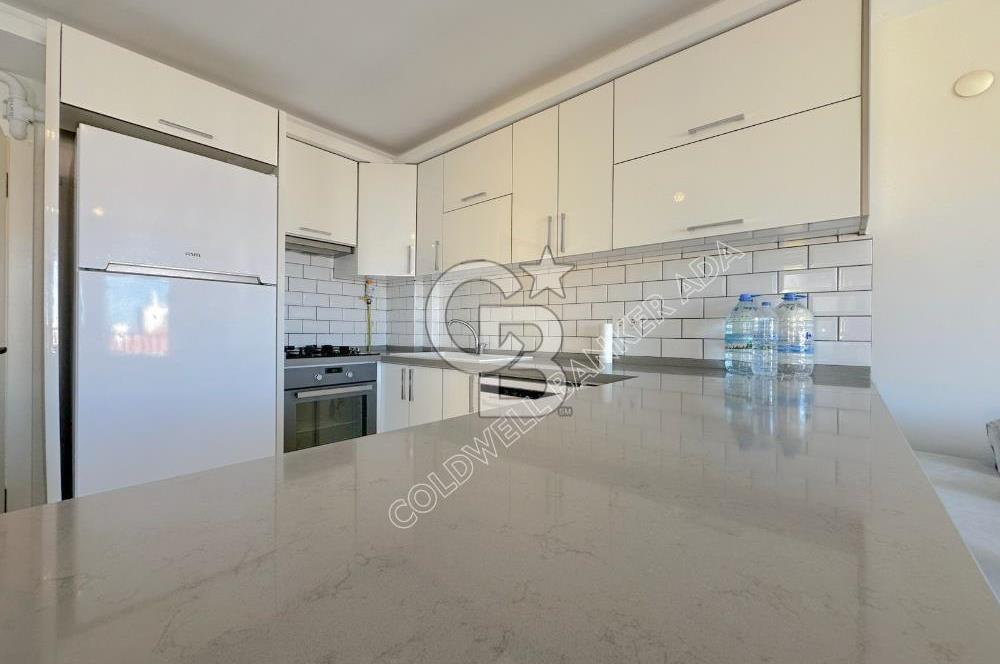 Kuşadasında Hem Yatırım Hem Oturum İçin İdeal Satılık 3+1 Daire