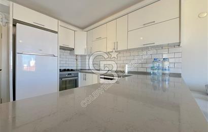 Kuşadasında Hem Yatırım Hem Oturum İçin İdeal Satılık 3+1 Daire