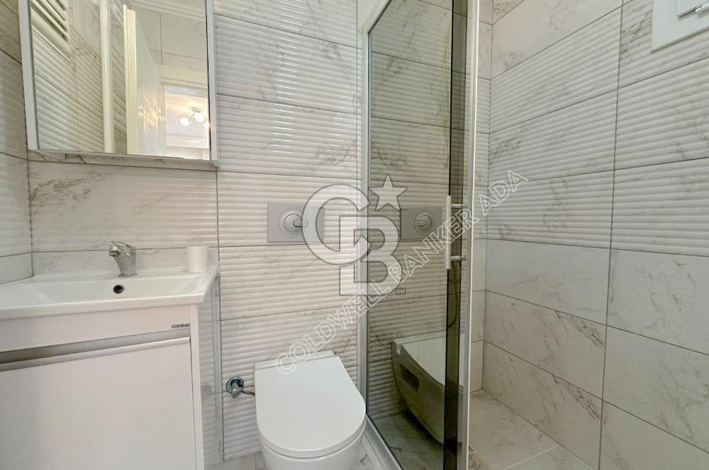 Kuşadasında Hem Yatırım Hem Oturum İçin İdeal Satılık 3+1 Daire