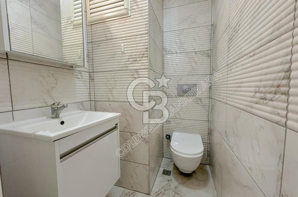 Kuşadasında Hem Yatırım Hem Oturum İçin İdeal Satılık 3+1 Daire