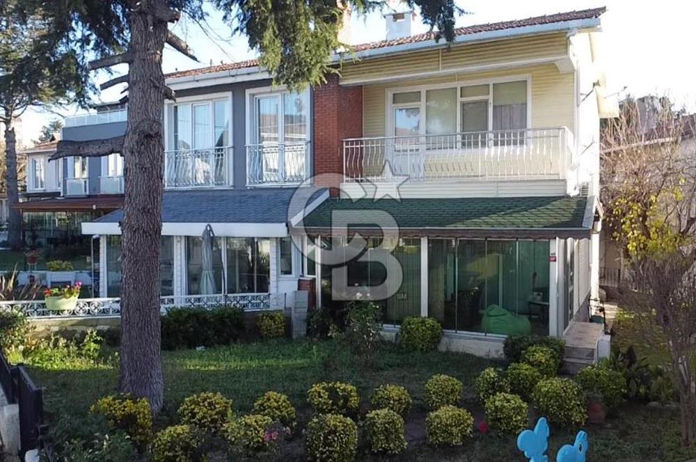 Levtur Tatil Köyü’nde Deniz Manzaralı, 2 Katlı 2+1 Villa — Güvenlikli & Sosyal Tesisli Site