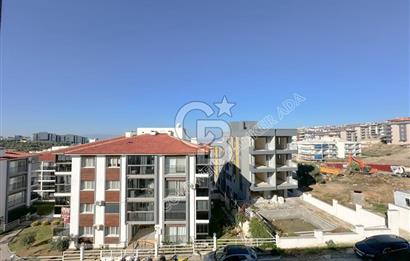 Kuşadasında Hem Yatırım Hem Oturum İçin İdeal Satılık 3+1 Daire