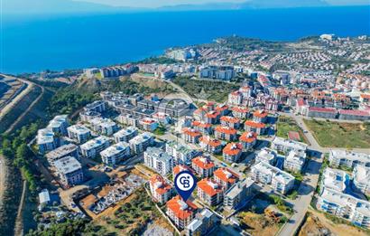 Kuşadasında Hem Yatırım Hem Oturum İçin İdeal Satılık 3+1 Daire