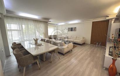 Lise Caddesinde 3+1 185m2 İçi Komple Yenilenmiş Ara Kat Daire