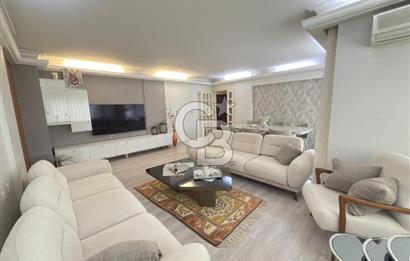 Lise Caddesinde 3+1 185m2 İçi Komple Yenilenmiş Ara Kat Daire