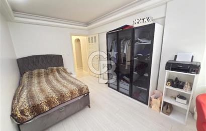 Lise Caddesinde 3+1 185m2 İçi Komple Yenilenmiş Ara Kat Daire