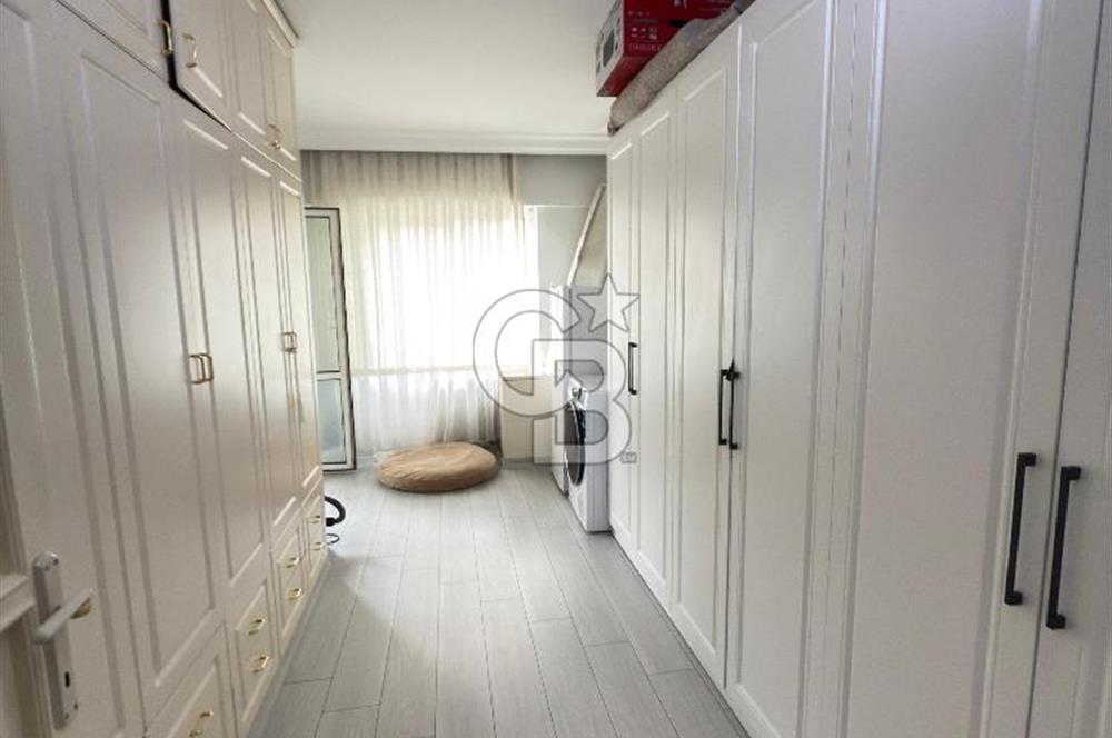 Lise Caddesinde 3+1 185m2 İçi Komple Yenilenmiş Ara Kat Daire