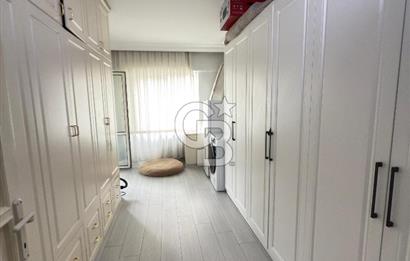 Lise Caddesinde 3+1 185m2 İçi Komple Yenilenmiş Ara Kat Daire