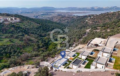 CB MARİNA'DAN FREE SEA DÖRTTEPE'DE SATILIK 4+1 LÜX VİLLA