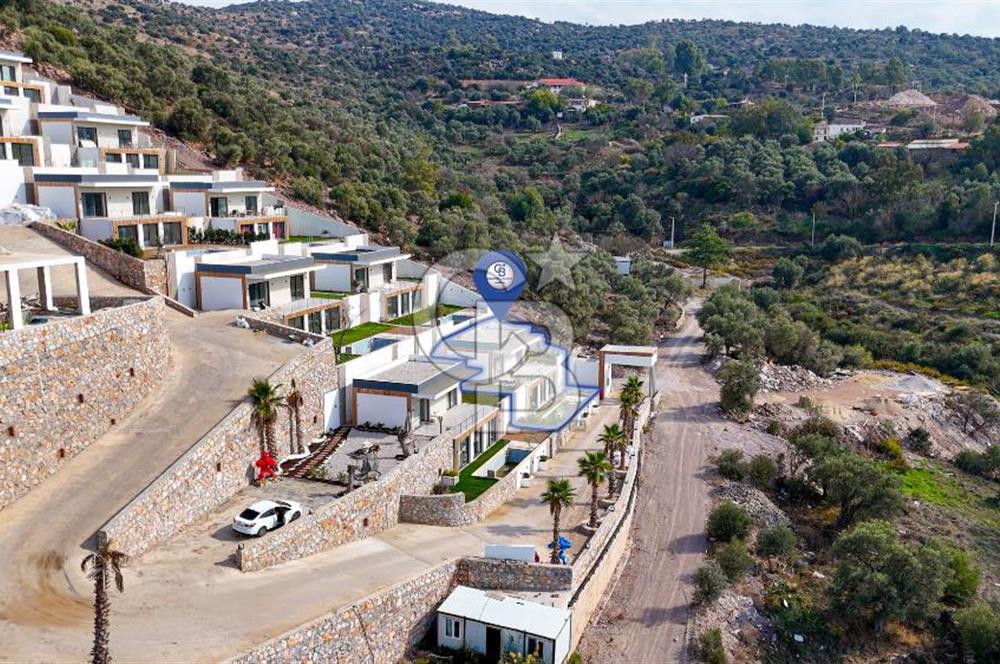 CB MARİNA'DAN FREE SEA DÖRTTEPE'DE SATILIK 4+1 LÜX VİLLA