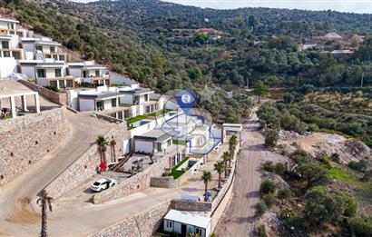 CB MARİNA'DAN FREE SEA DÖRTTEPE'DE SATILIK 4+1 LÜX VİLLA