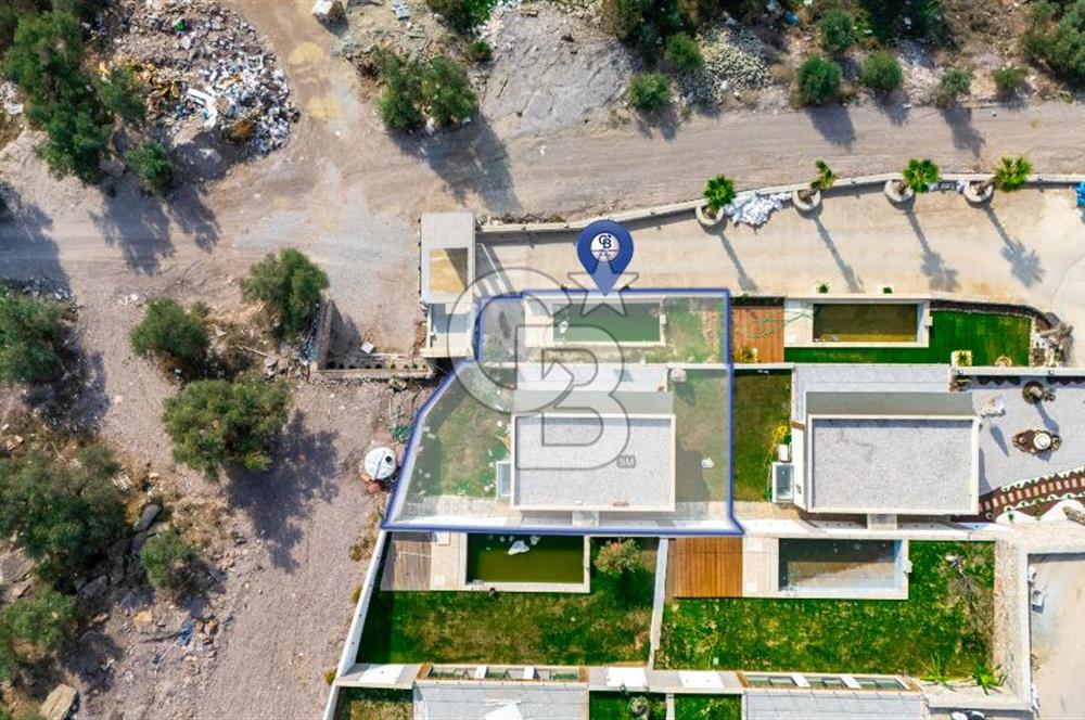 CB MARİNA'DAN FREE SEA DÖRTTEPE'DE SATILIK 4+1 LÜX VİLLA