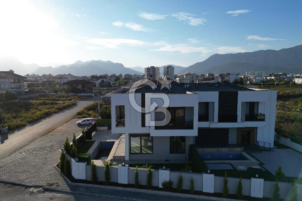 MODERN TASARIM, SICAK YAŞAM! ALTINKALEDE LÜKS 4+1