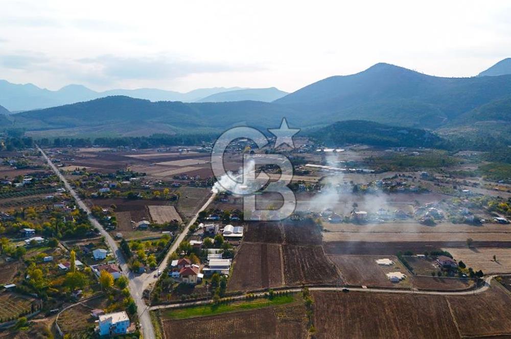 KORKUTELİ BAYAT BADEMLERDE İMAR SINIRINA KOMŞU 5000M2 YATIRIM !