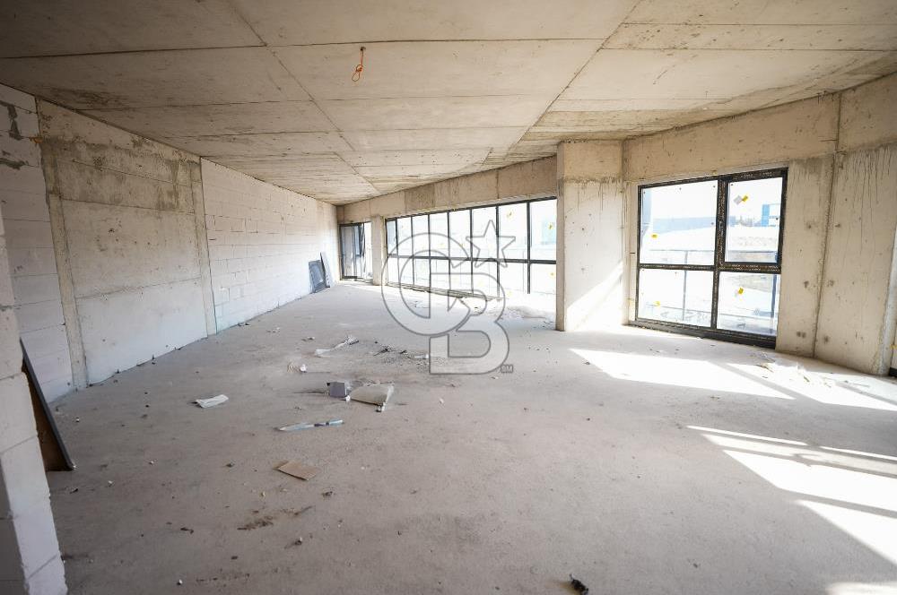 CB PREMIUM'DAN SANAYİ ÜSSÜ KAZAN'DA 2700M2 KÖŞE BAŞI FABRİKA