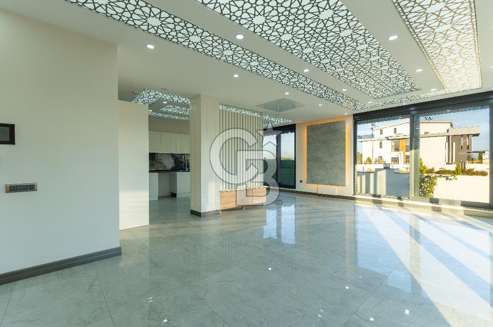 MODERN TASARIM, SICAK YAŞAM! ALTINKALEDE LÜKS 4+1