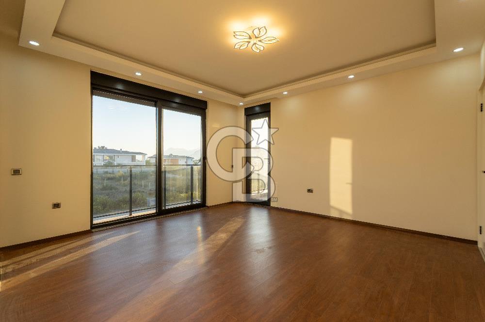 MODERN TASARIM, SICAK YAŞAM! ALTINKALEDE LÜKS 4+1