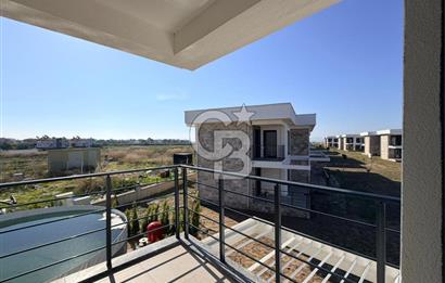 Ayvalık Altınovada Havuzlu Site İçersinde 2+1 Satılık Villa
