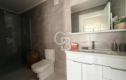 Ayvalık Altınovada Havuzlu Site İçersinde 2+1 Satılık Villa