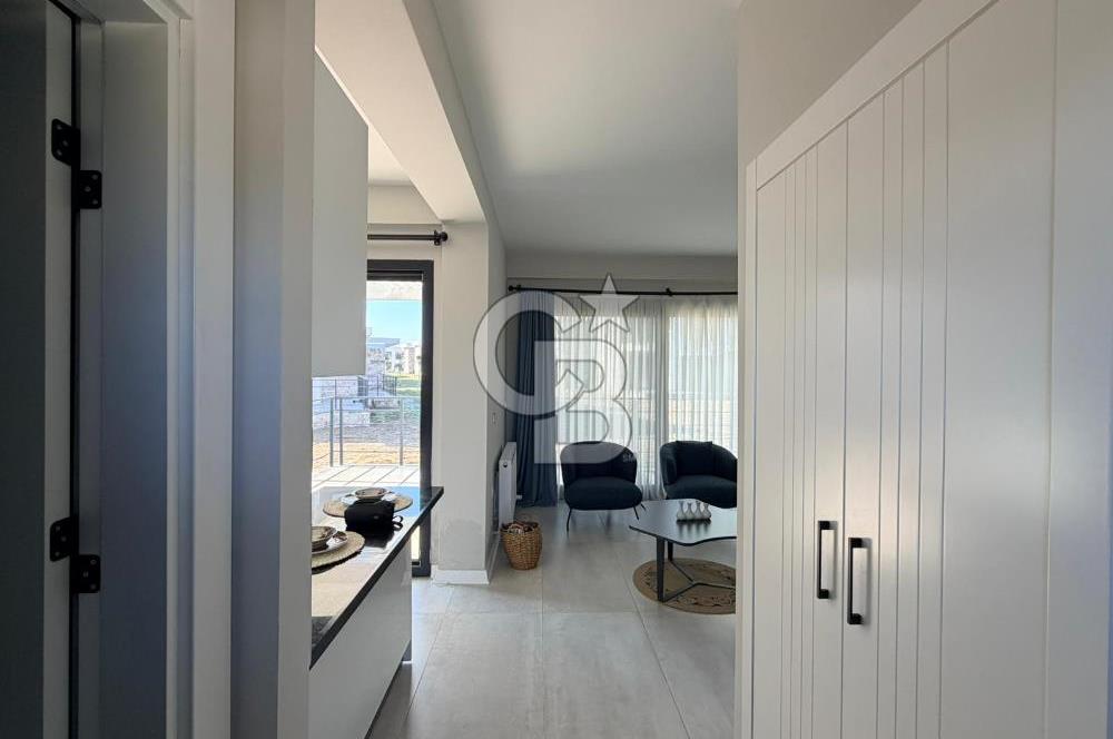 Ayvalık Altınovada Havuzlu Site İçersinde 2+1 Satılık Villa