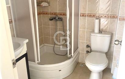 BODRUM GÜNDOĞAN’DA ÖNÜ KAPANMAZ SİTE İÇİ GENÇ BİNADA SATILIK 2+1  