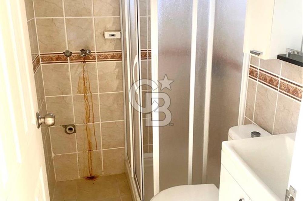 BODRUM GÜNDOĞAN’DA ÖNÜ KAPANMAZ SİTE İÇİ GENÇ BİNADA SATILIK 2+1  