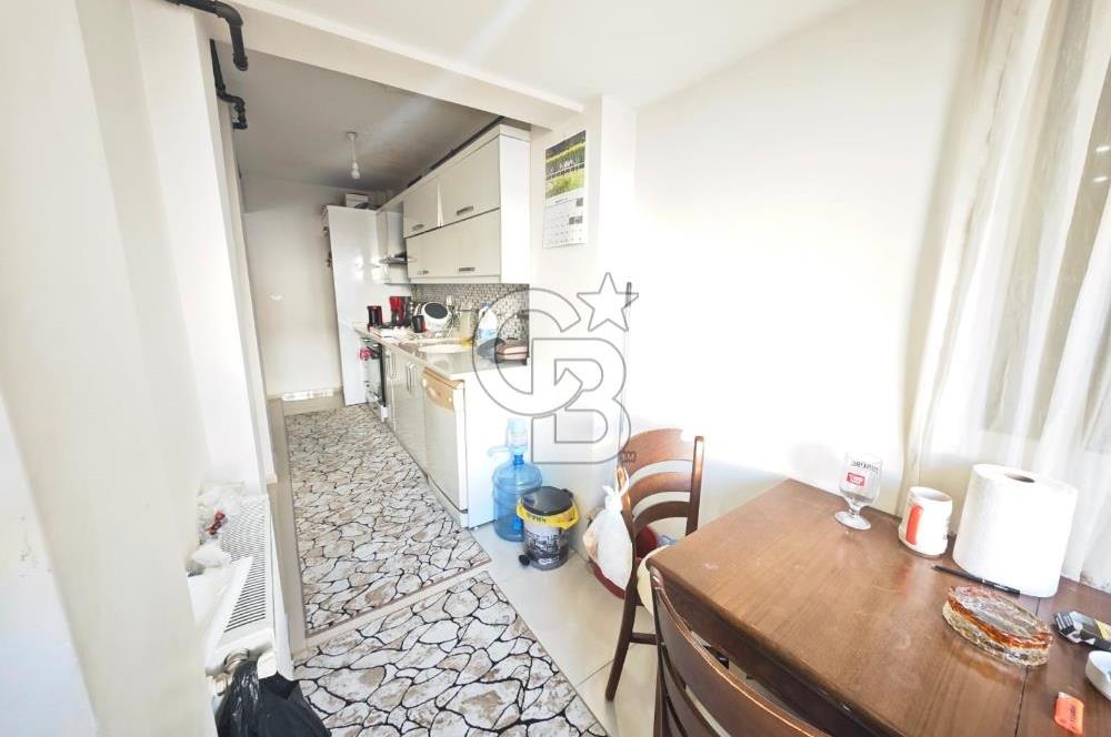 Karabağlar Fahrettin Altay Mah. Y.Giriş 2+1 75m2 D.Gazlı Satılık