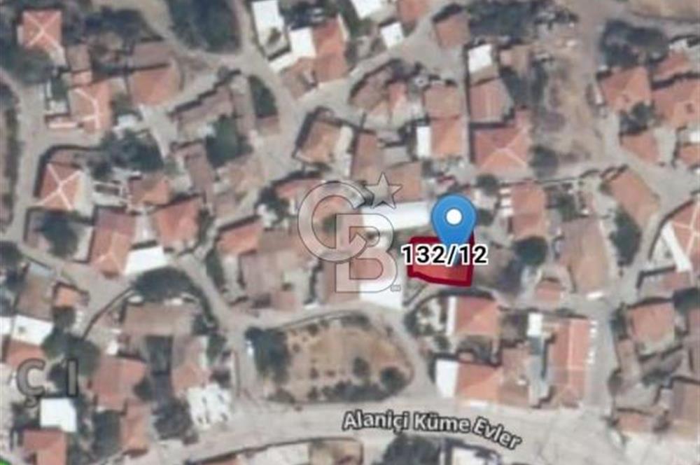 Alaniçi Köyü’nde Avlulu Kargir Ev ve Dam – Yatırımlık Fırsat!